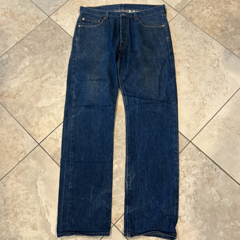Vintage Levis 501XX Jeans Mens 36x38 Blue Denim Straight Button Fly (Fits 36x36) - Picture 2 of 10